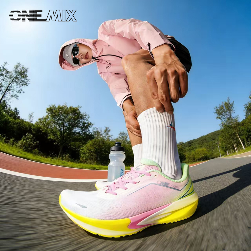 Sepatu Lari ONEMIX untuk Pria  - Reflective Night Running Shoes ulasan dan harga