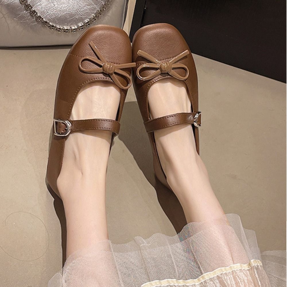 Sandal Mutiara dengan Hiasan P - Sandals ulasan dan harga