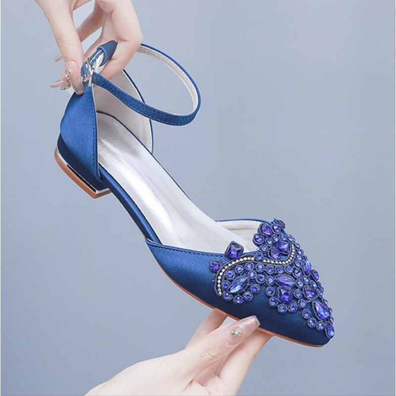 Sepatu Sandal Wanita Hak Rata  - Sandals ulasan dan harga